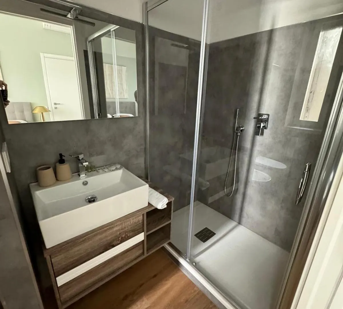 D-Home Suites Milan Guest house
